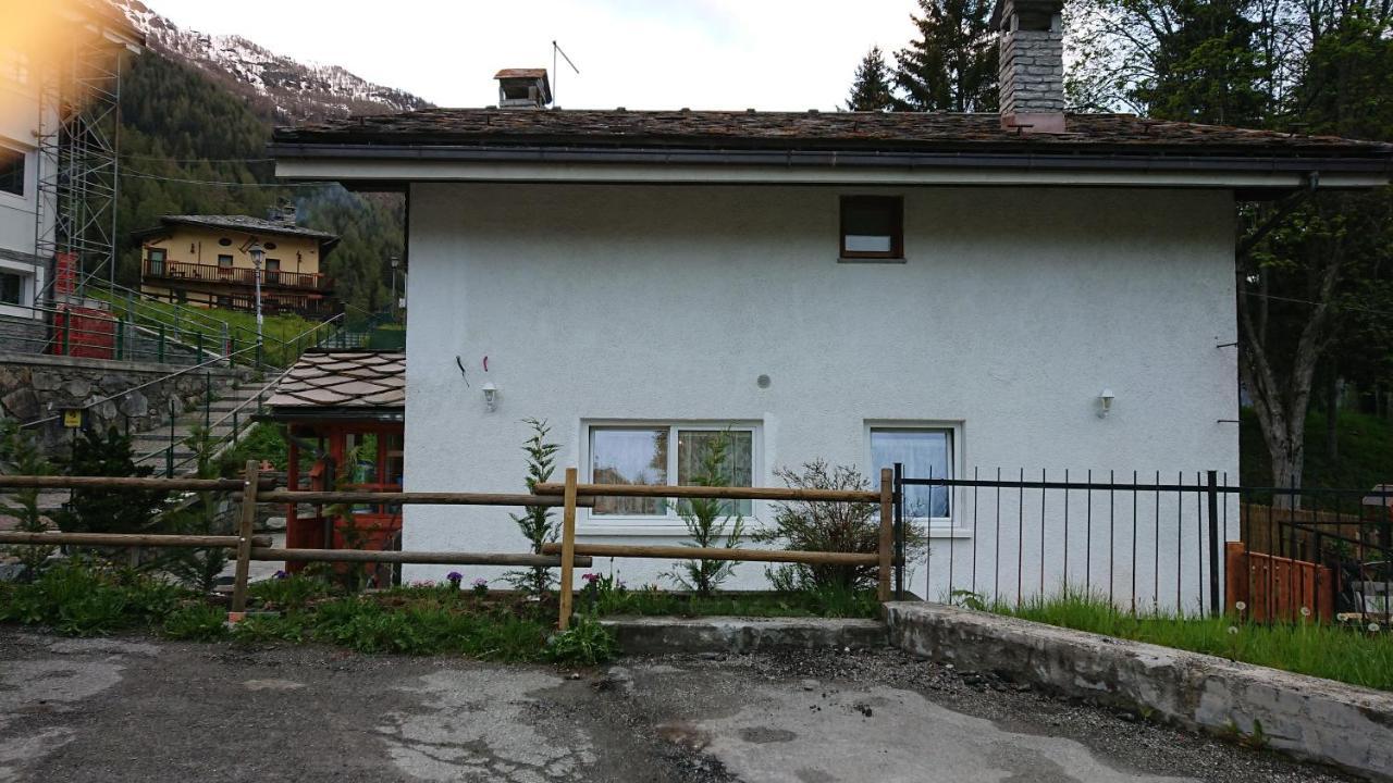B&B Maison Odille Valtournenche Exterior foto