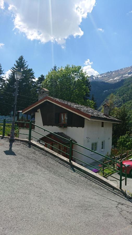 B&B Maison Odille Valtournenche Exterior foto